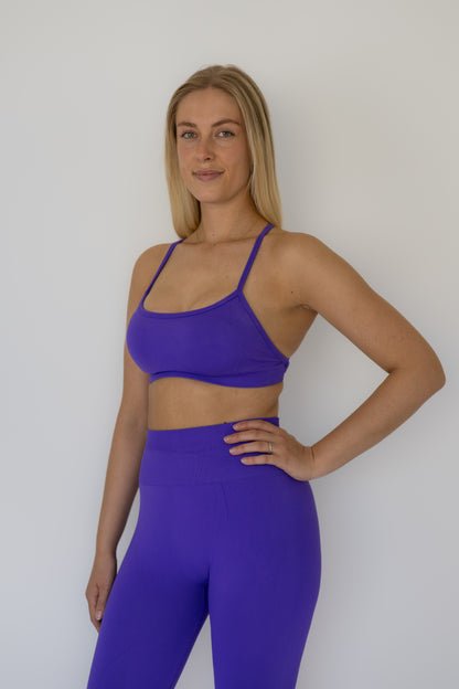 Cross back sports bra