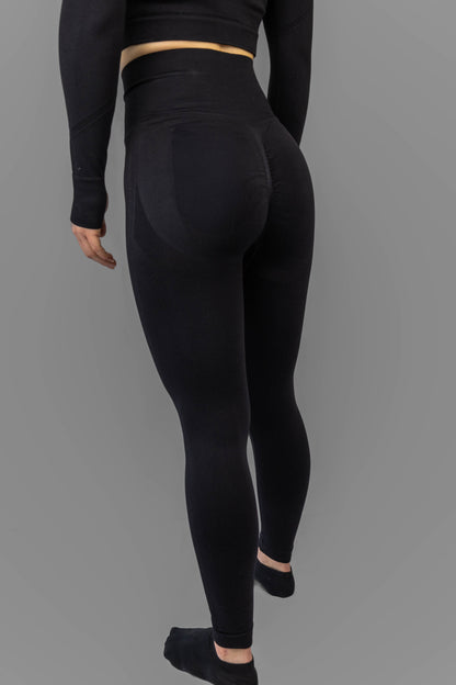 Seamless scrunch tights